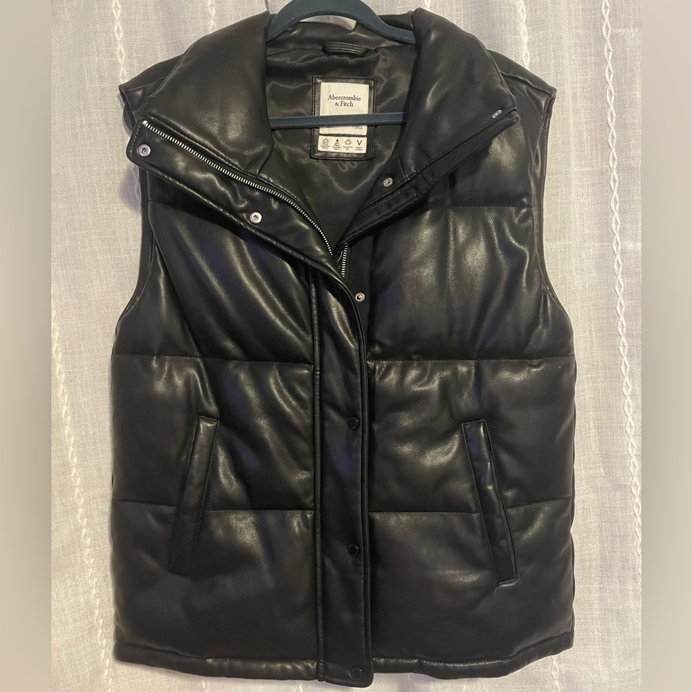 Abercrombie & Fitch Faux Leather Puffer Vest